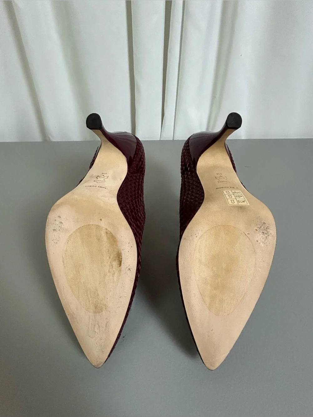 Tory Burch Women's Burgundy Woven Pointed-Toe Heels size 9M